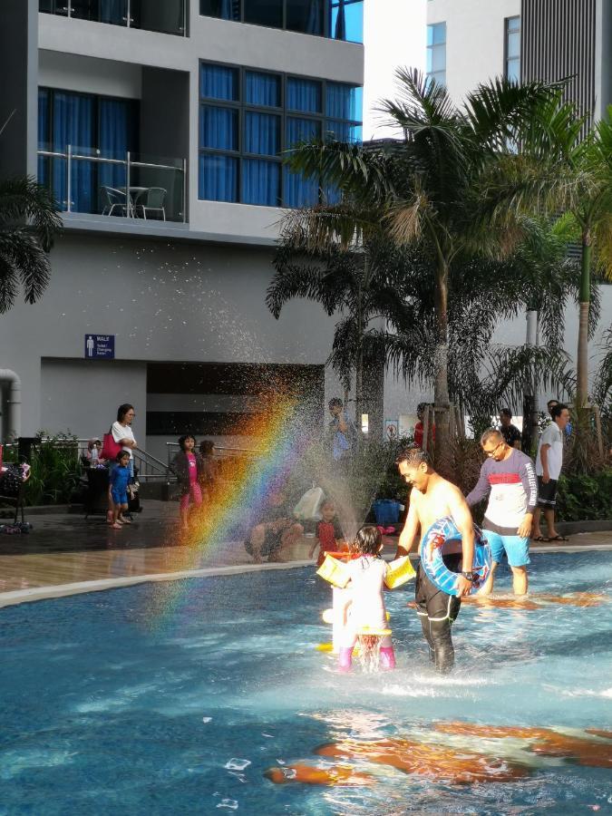 Atlantis Residence Melaka Extérieur photo